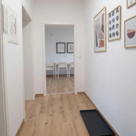 Apartamento Schickes 2-Zimmer Apartment Mit Wifi Coblenza