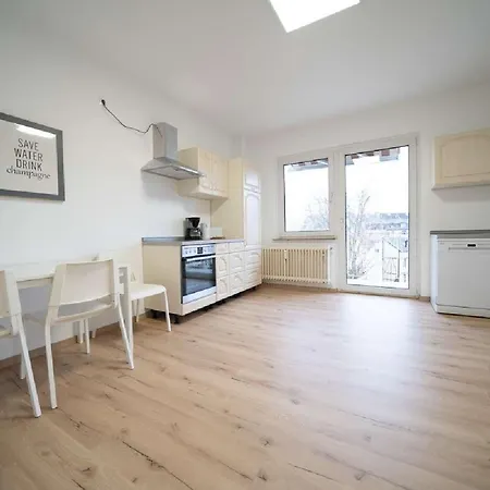 Schickes 2-Zimmer Apartment Mit Wifi Coblenza